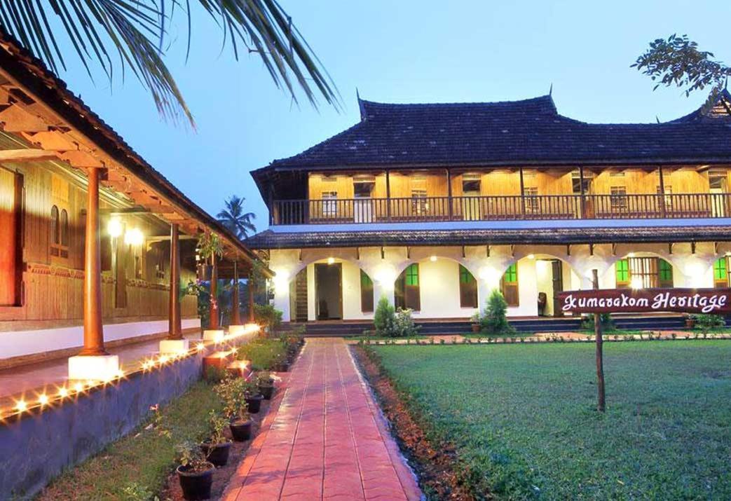 Kumarakom Heritage Resort กัตตะยัม ภายนอก รูปภาพ