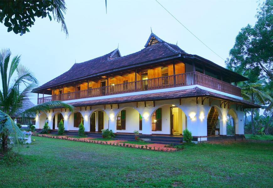 Kumarakom Heritage Resort กัตตะยัม ภายนอก รูปภาพ