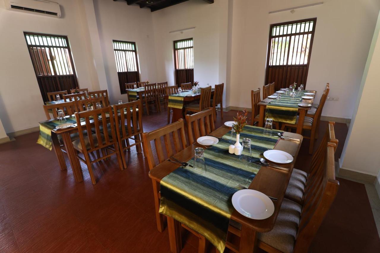 Kumarakom Heritage Resort กัตตะยัม ภายนอก รูปภาพ